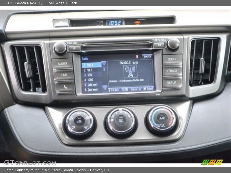 Super White / Black 2015 Toyota RAV4 LE