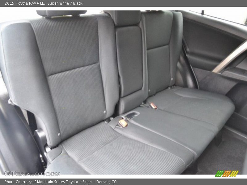 Super White / Black 2015 Toyota RAV4 LE