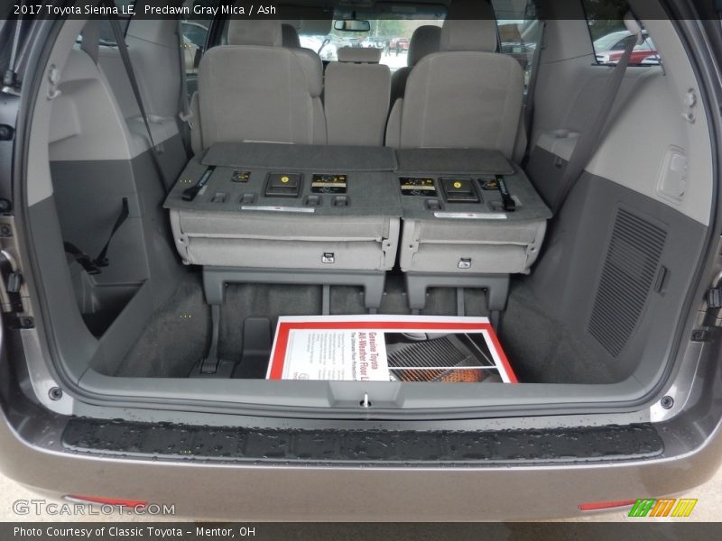 Predawn Gray Mica / Ash 2017 Toyota Sienna LE