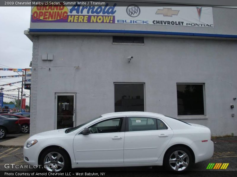 Summit White / Titanium 2009 Chevrolet Malibu LS Sedan
