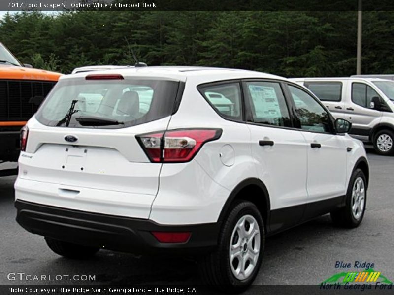 Oxford White / Charcoal Black 2017 Ford Escape S