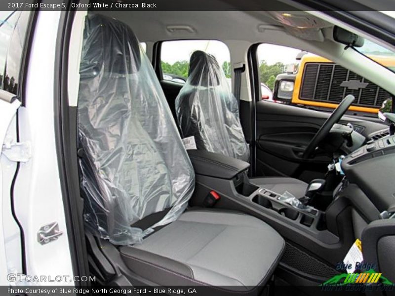 Oxford White / Charcoal Black 2017 Ford Escape S