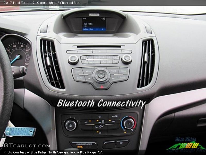 Oxford White / Charcoal Black 2017 Ford Escape S