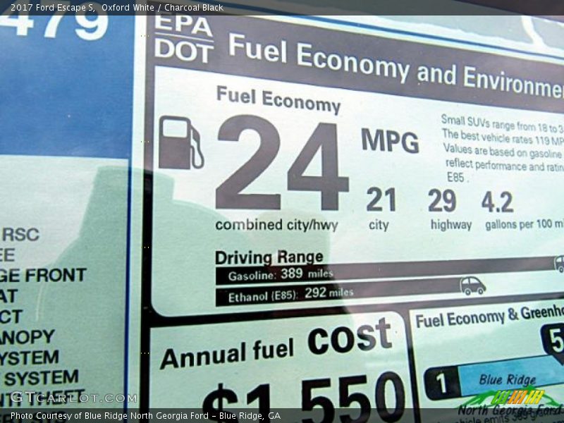 Oxford White / Charcoal Black 2017 Ford Escape S