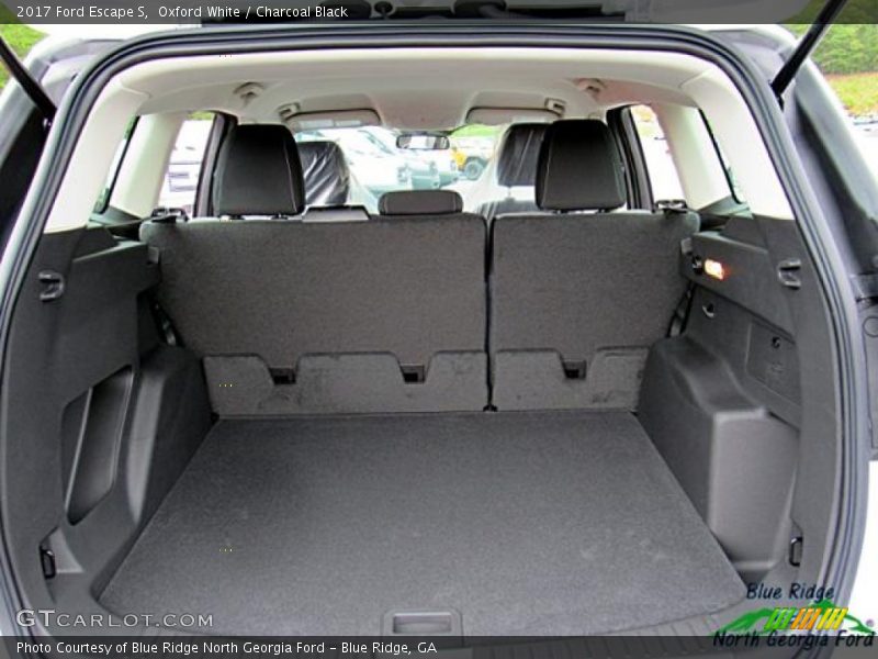 Oxford White / Charcoal Black 2017 Ford Escape S