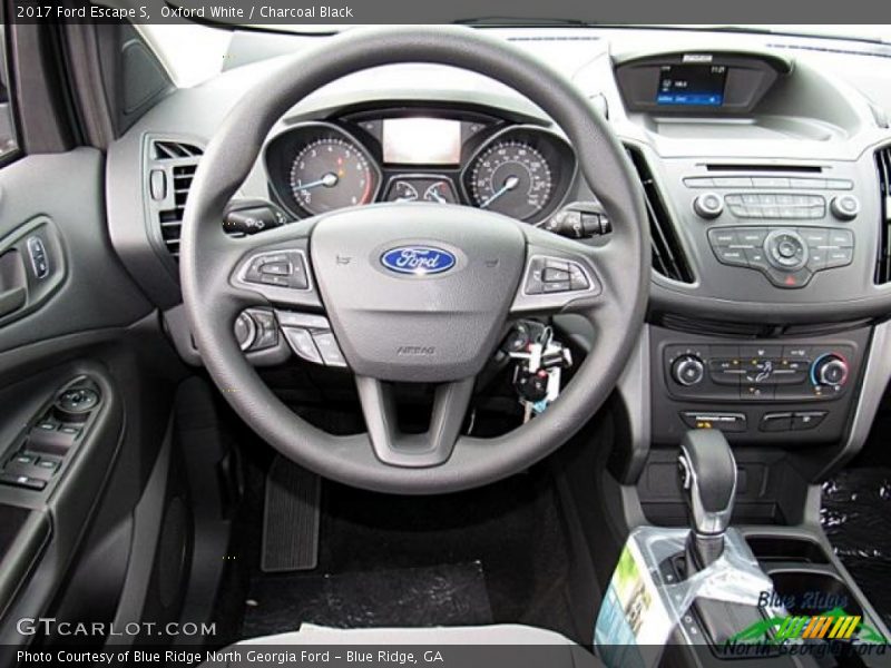 Oxford White / Charcoal Black 2017 Ford Escape S