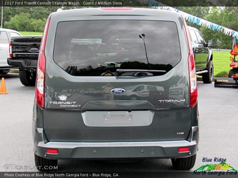Guard / Medium Stone 2017 Ford Transit Connect Titanium Wagon