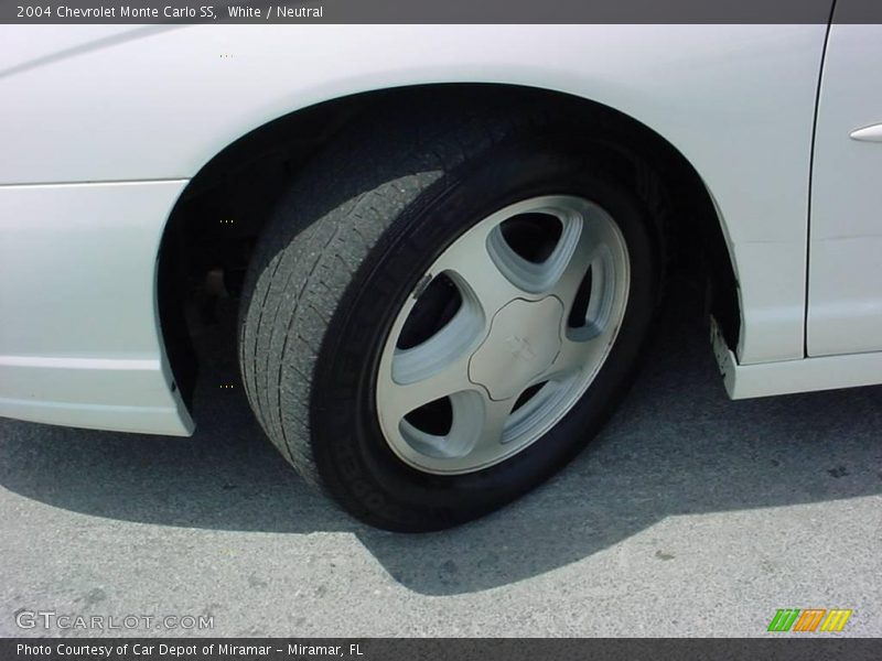 White / Neutral 2004 Chevrolet Monte Carlo SS