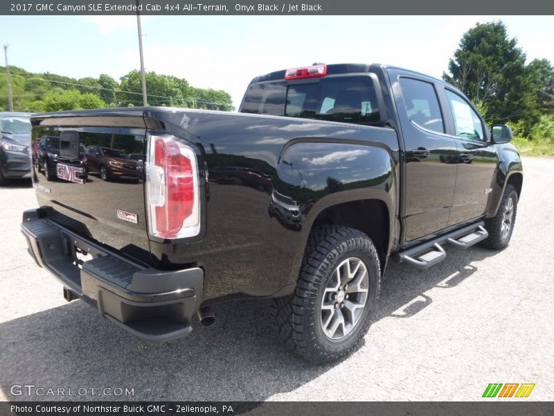 Onyx Black / Jet Black 2017 GMC Canyon SLE Extended Cab 4x4 All-Terrain