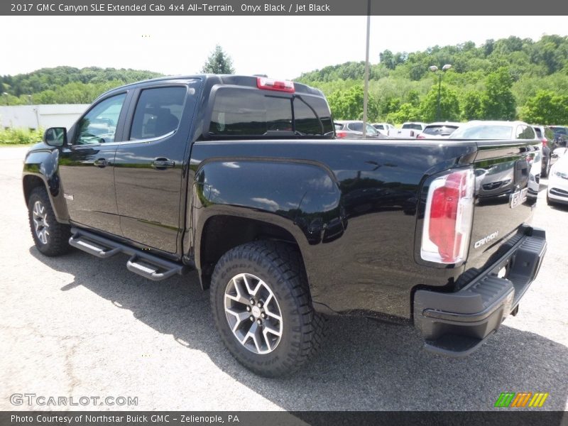 Onyx Black / Jet Black 2017 GMC Canyon SLE Extended Cab 4x4 All-Terrain