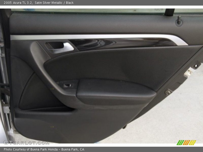 Satin Silver Metallic / Black 2005 Acura TL 3.2