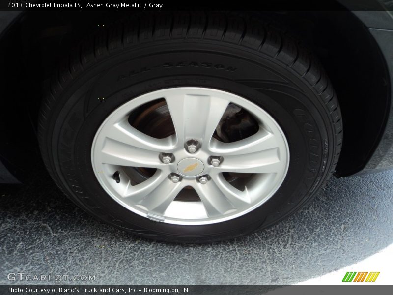 Ashen Gray Metallic / Gray 2013 Chevrolet Impala LS