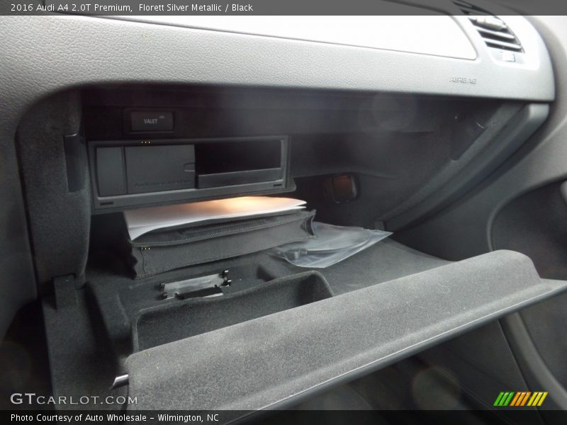 Florett Silver Metallic / Black 2016 Audi A4 2.0T Premium
