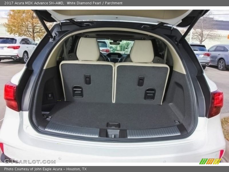 White Diamond Pearl / Parchment 2017 Acura MDX Advance SH-AWD