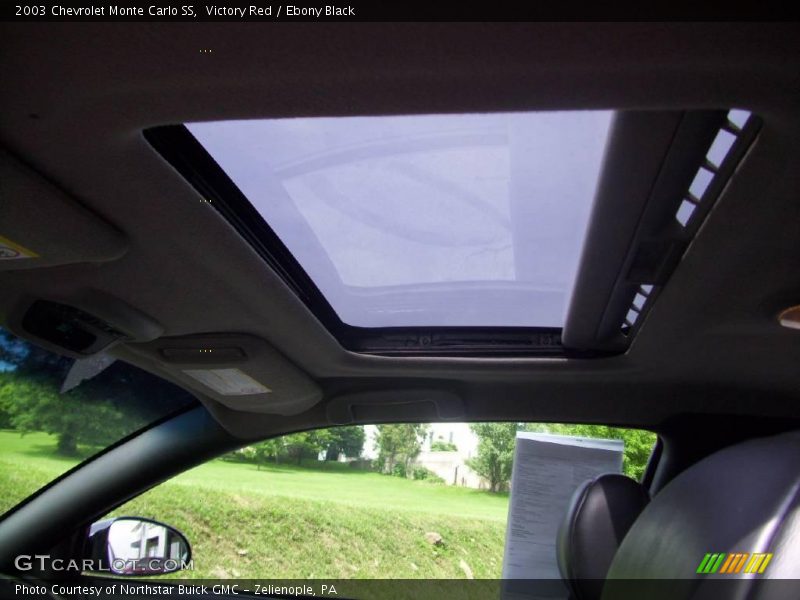 Victory Red / Ebony Black 2003 Chevrolet Monte Carlo SS