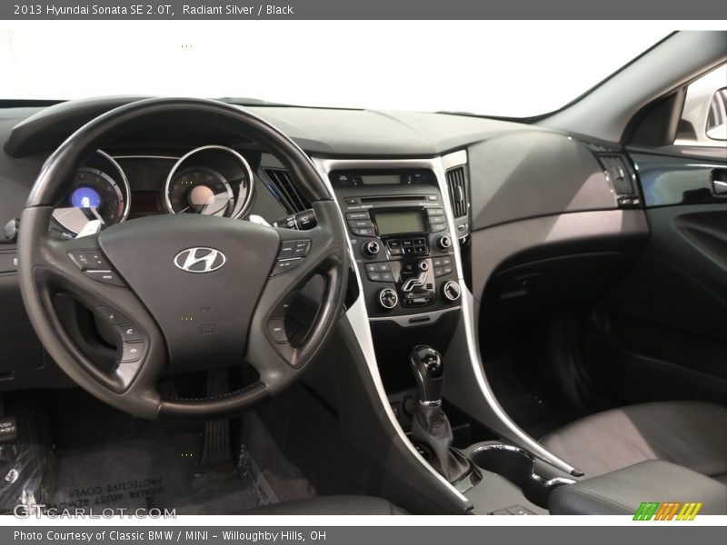 Radiant Silver / Black 2013 Hyundai Sonata SE 2.0T