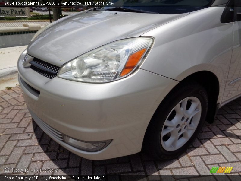 Silver Shadow Pearl / Stone Gray 2004 Toyota Sienna LE AWD