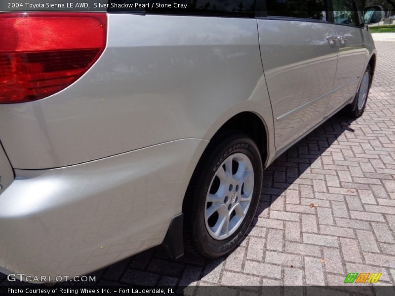 Silver Shadow Pearl / Stone Gray 2004 Toyota Sienna LE AWD