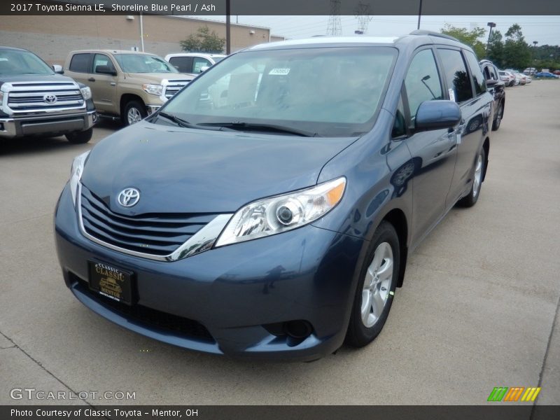 Shoreline Blue Pearl / Ash 2017 Toyota Sienna LE