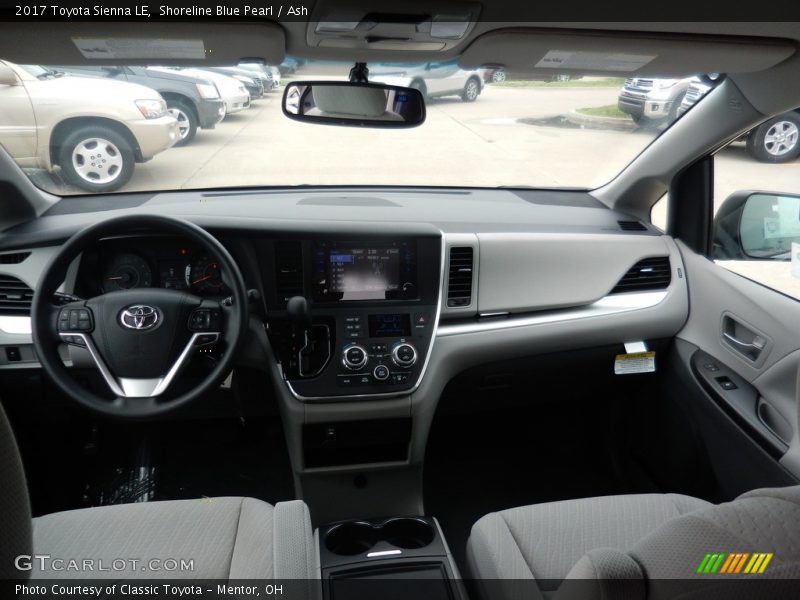 Shoreline Blue Pearl / Ash 2017 Toyota Sienna LE