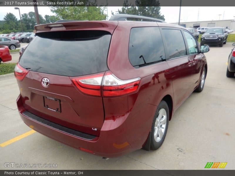 Salsa Red Pearl / Ash 2017 Toyota Sienna LE