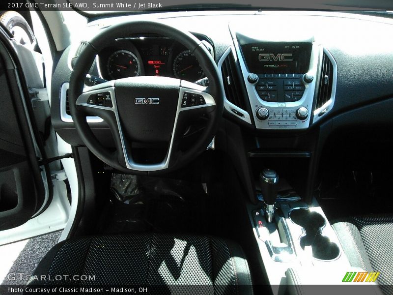 Summit White / Jet Black 2017 GMC Terrain SLE AWD