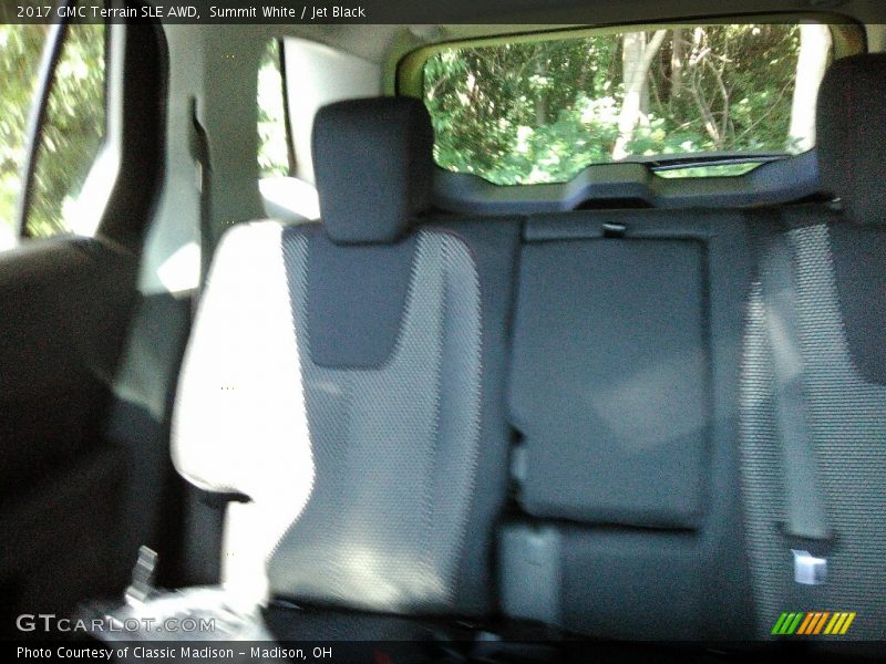 Summit White / Jet Black 2017 GMC Terrain SLE AWD