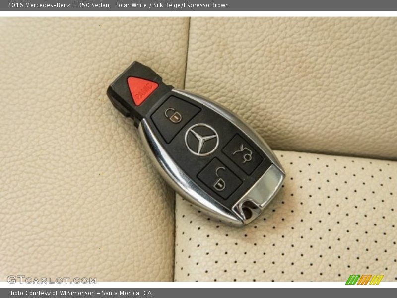 Polar White / Silk Beige/Espresso Brown 2016 Mercedes-Benz E 350 Sedan