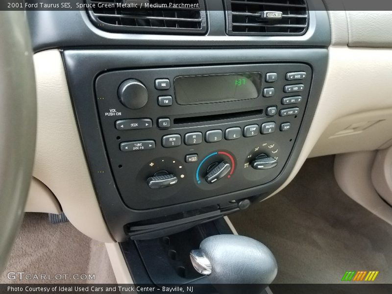 Spruce Green Metallic / Medium Parchment 2001 Ford Taurus SES