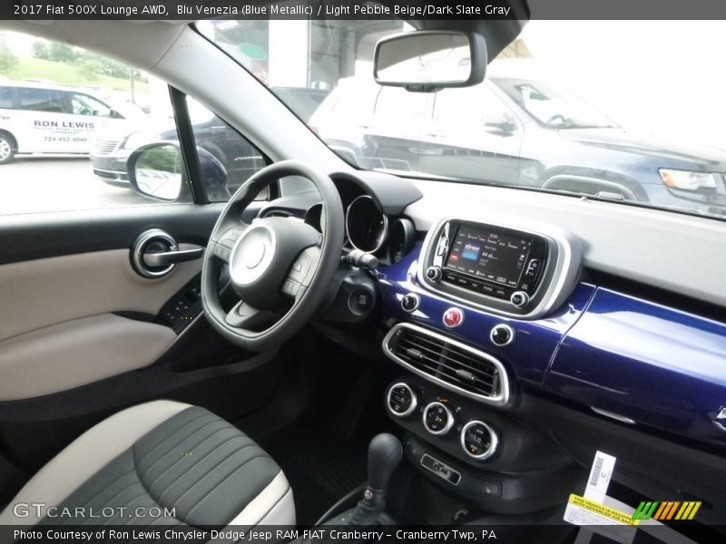 Blu Venezia (Blue Metallic) / Light Pebble Beige/Dark Slate Gray 2017 Fiat 500X Lounge AWD