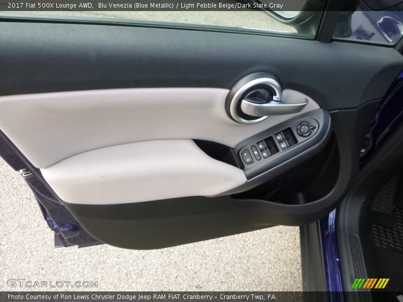 Blu Venezia (Blue Metallic) / Light Pebble Beige/Dark Slate Gray 2017 Fiat 500X Lounge AWD