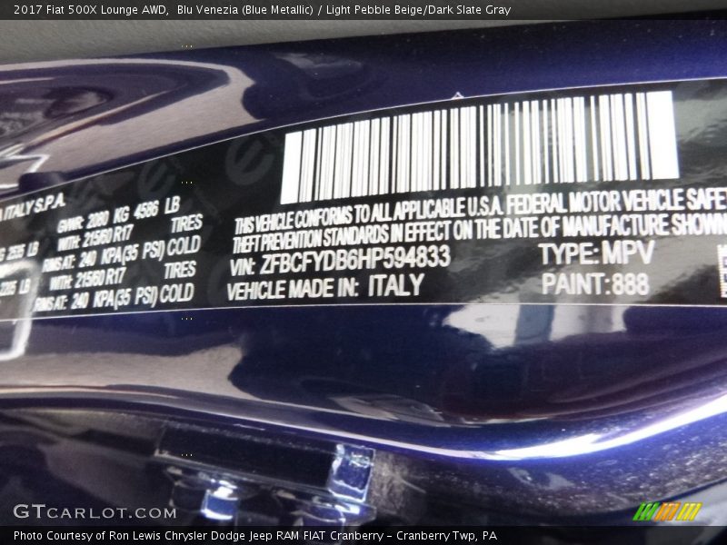 Blu Venezia (Blue Metallic) / Light Pebble Beige/Dark Slate Gray 2017 Fiat 500X Lounge AWD