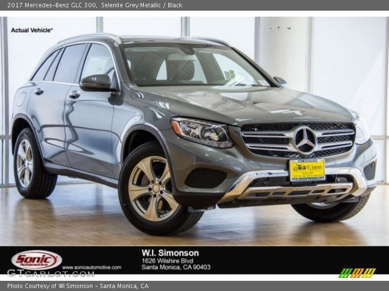 Selenite Grey Metallic / Black 2017 Mercedes-Benz GLC 300