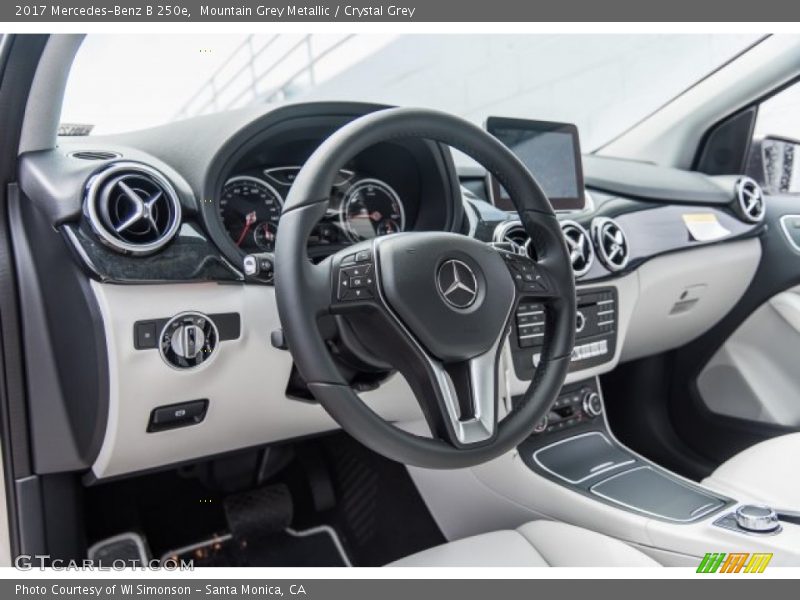 Mountain Grey Metallic / Crystal Grey 2017 Mercedes-Benz B 250e