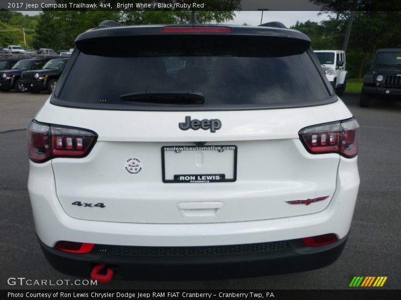 Bright White / Black/Ruby Red 2017 Jeep Compass Trailhawk 4x4