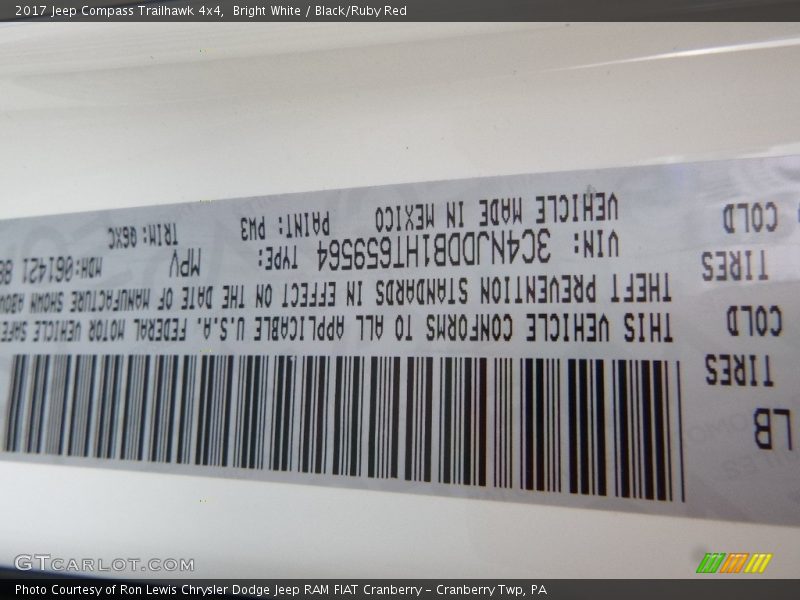 Bright White / Black/Ruby Red 2017 Jeep Compass Trailhawk 4x4