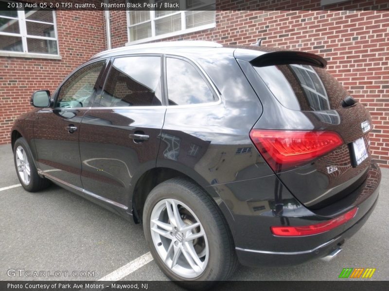 Phantom Black Pearl / Black 2013 Audi Q5 2.0 TFSI quattro