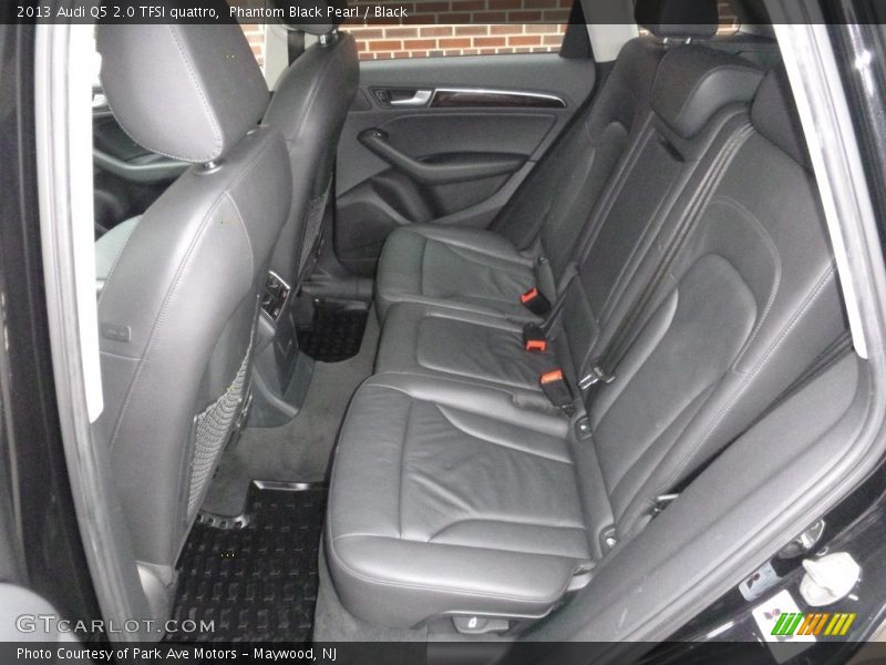 Phantom Black Pearl / Black 2013 Audi Q5 2.0 TFSI quattro