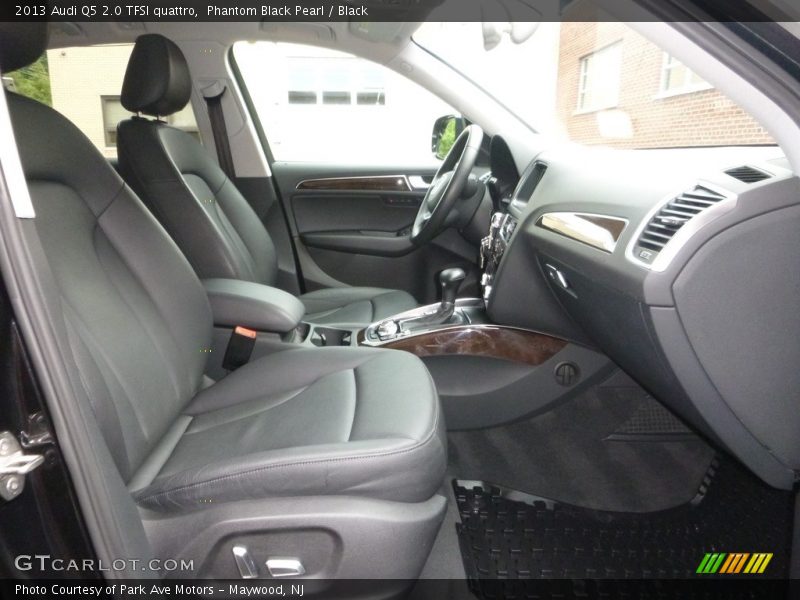 Phantom Black Pearl / Black 2013 Audi Q5 2.0 TFSI quattro