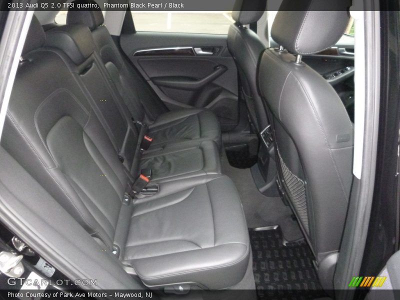 Phantom Black Pearl / Black 2013 Audi Q5 2.0 TFSI quattro