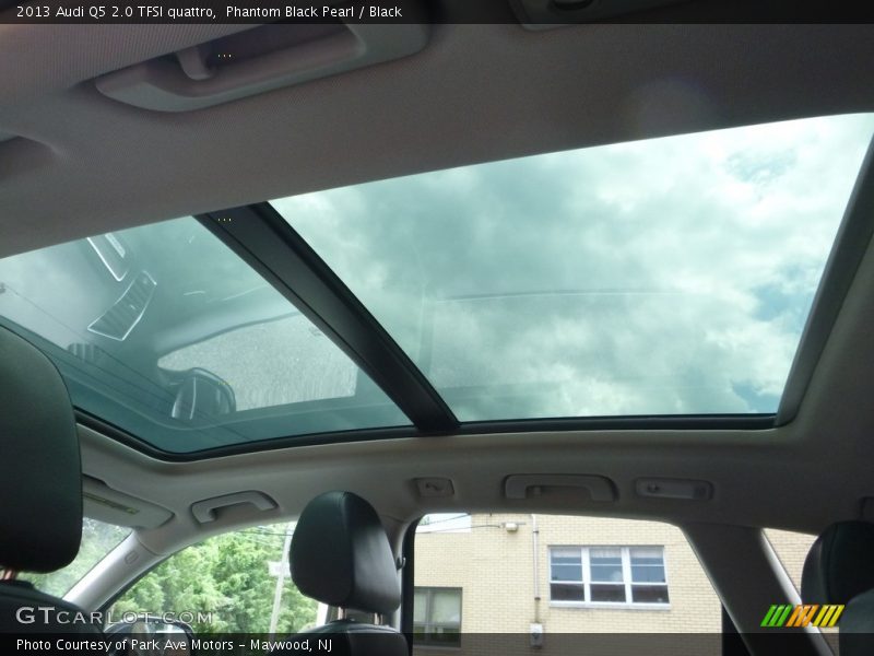 Phantom Black Pearl / Black 2013 Audi Q5 2.0 TFSI quattro