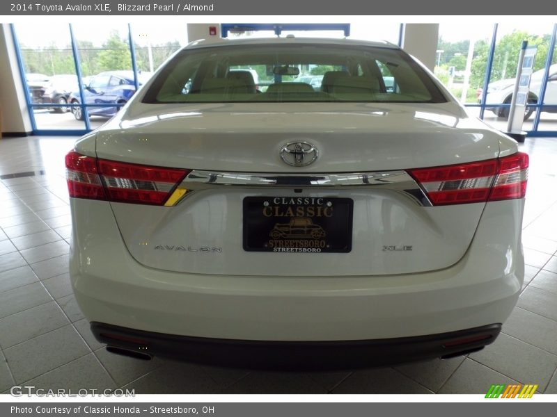 Blizzard Pearl / Almond 2014 Toyota Avalon XLE