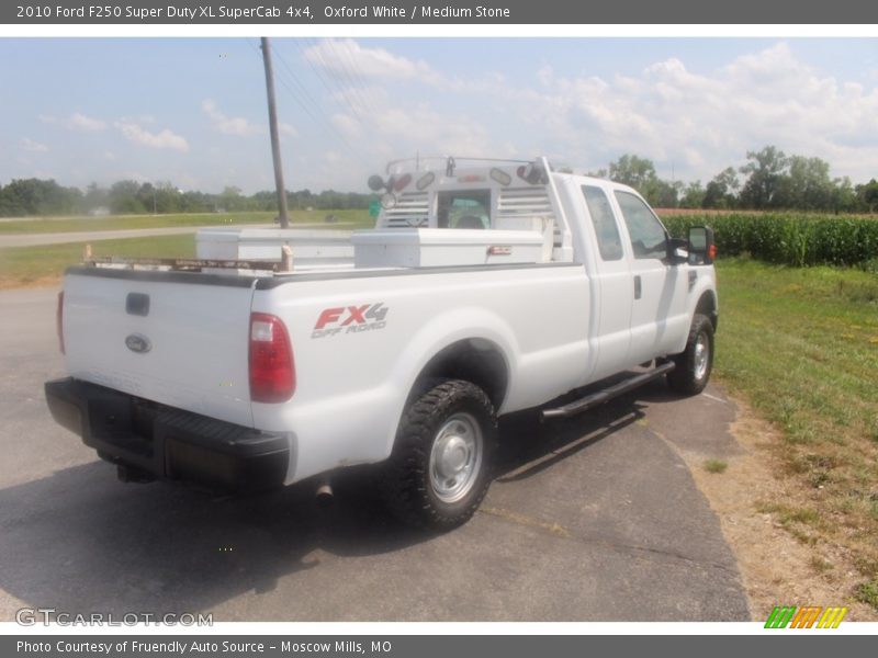 Oxford White / Medium Stone 2010 Ford F250 Super Duty XL SuperCab 4x4