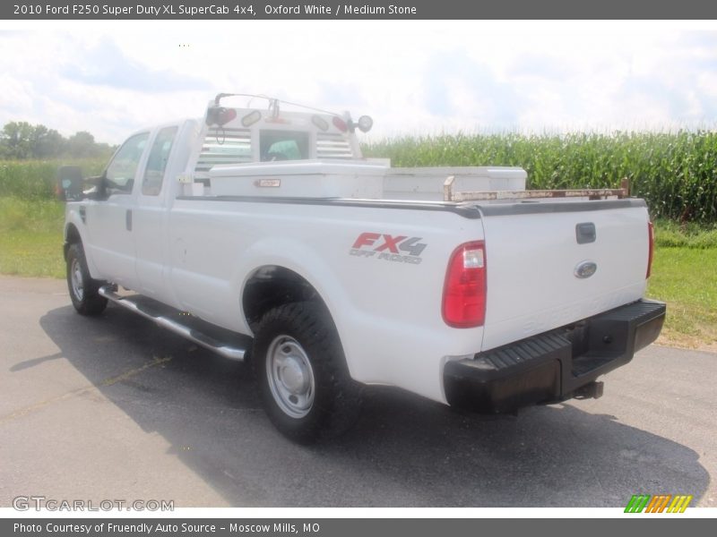 Oxford White / Medium Stone 2010 Ford F250 Super Duty XL SuperCab 4x4