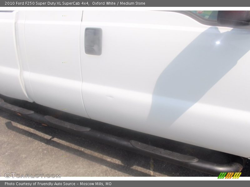 Oxford White / Medium Stone 2010 Ford F250 Super Duty XL SuperCab 4x4