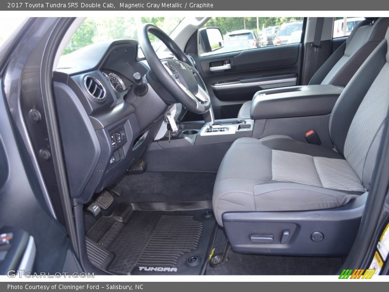 Magnetic Gray Metallic / Graphite 2017 Toyota Tundra SR5 Double Cab