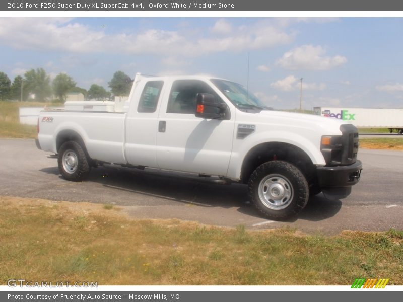 Oxford White / Medium Stone 2010 Ford F250 Super Duty XL SuperCab 4x4