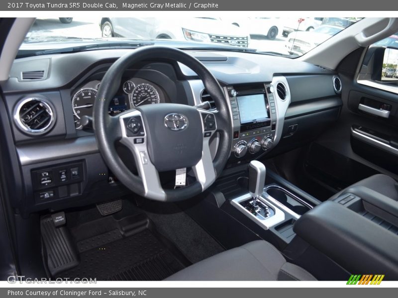 Magnetic Gray Metallic / Graphite 2017 Toyota Tundra SR5 Double Cab