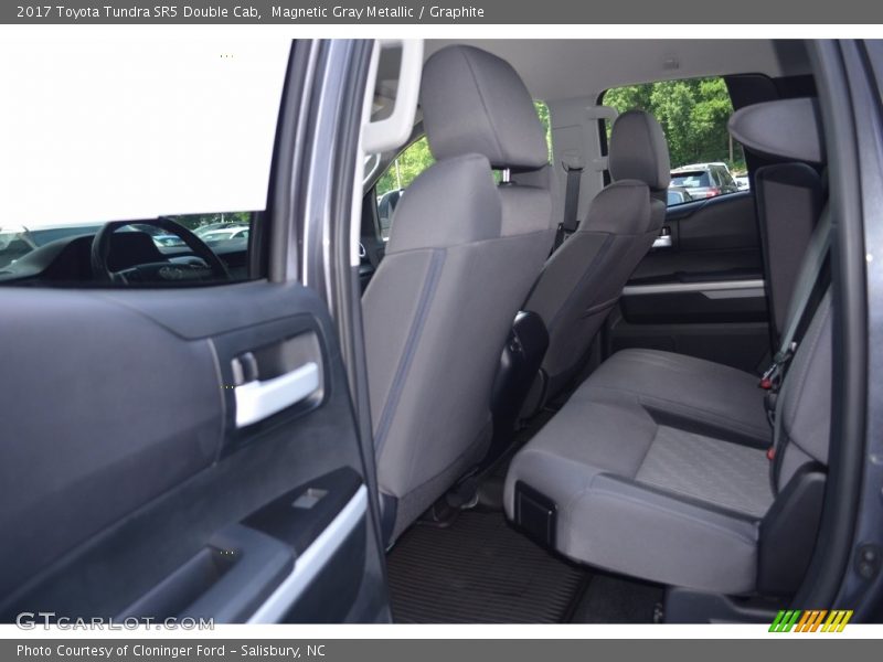 Magnetic Gray Metallic / Graphite 2017 Toyota Tundra SR5 Double Cab