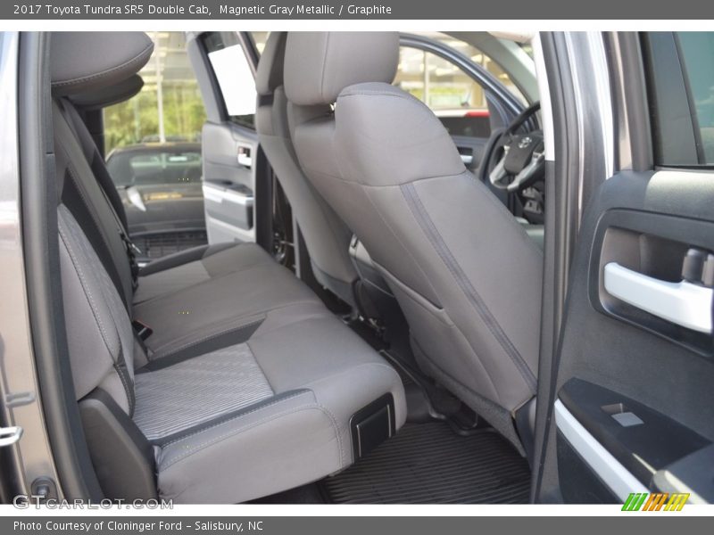 Magnetic Gray Metallic / Graphite 2017 Toyota Tundra SR5 Double Cab